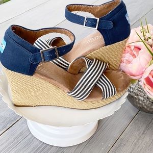 TOMS Wedge Sandals | Size 8